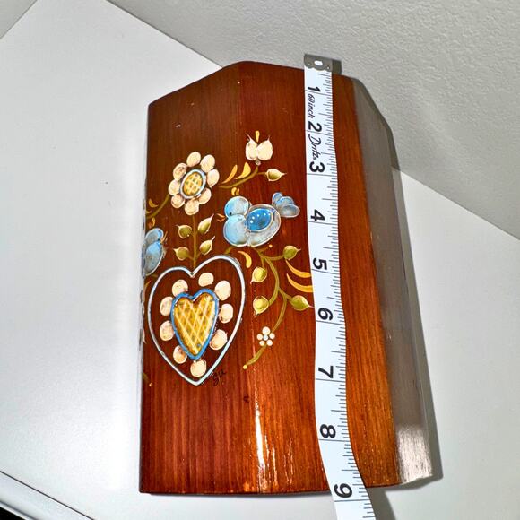 Vintage Wooden “Sugar” Canister – Hand-Painted Folk Art Floral Heart Design - Picture 8 of 9